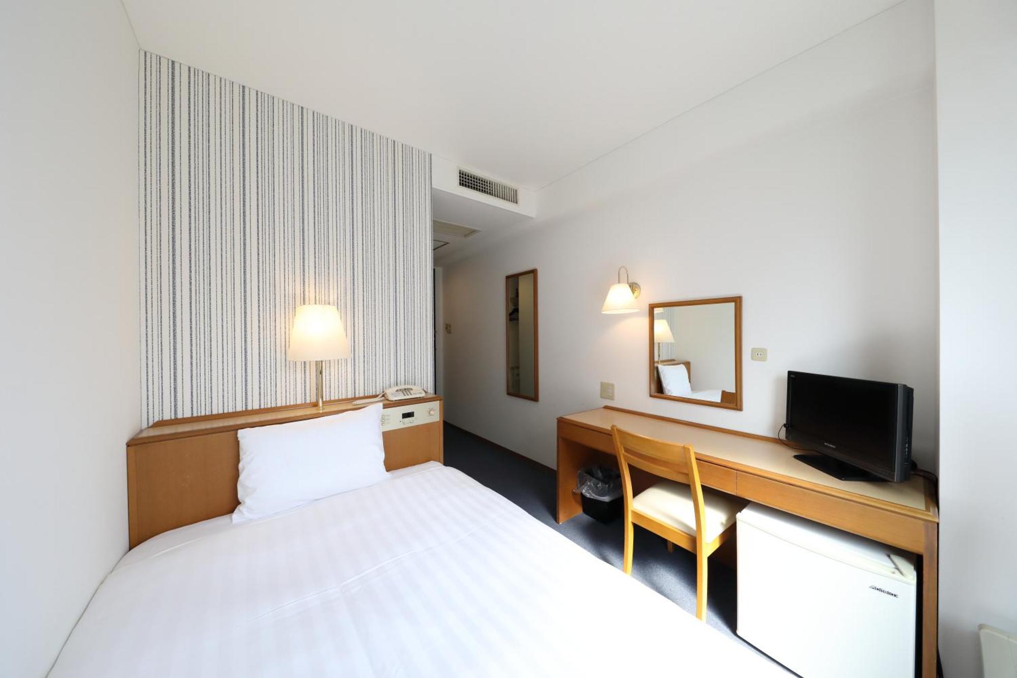 Smile Hotel Nihombashi Mitsukoshimae Токио Экстерьер фото